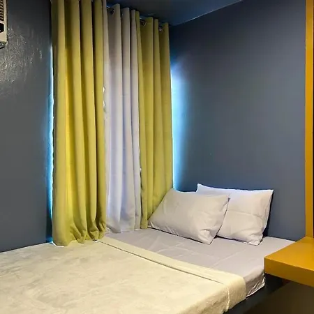Mar Azul Travellers Inn And Spa